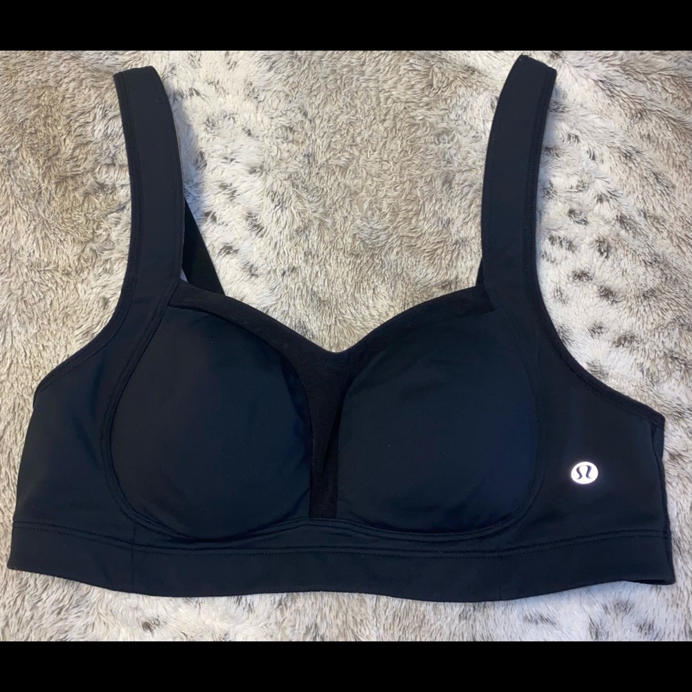 Lululemon Tata Tamer sport bra🖤